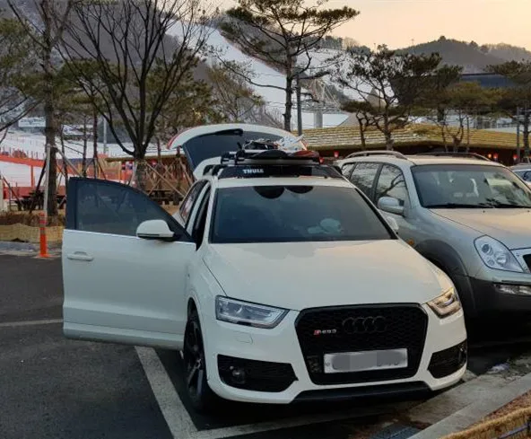 13rsq3 on car .jpg