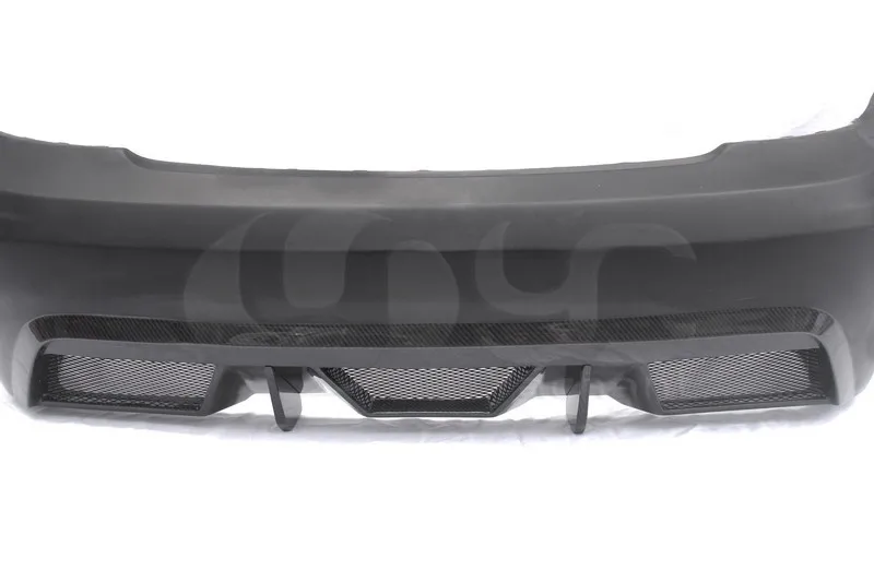 2008-2011 Mercedes Benz  W204 C63 Sedan Black Edition Style Rear Bumper FRP w CF Diffuser (7).JPG