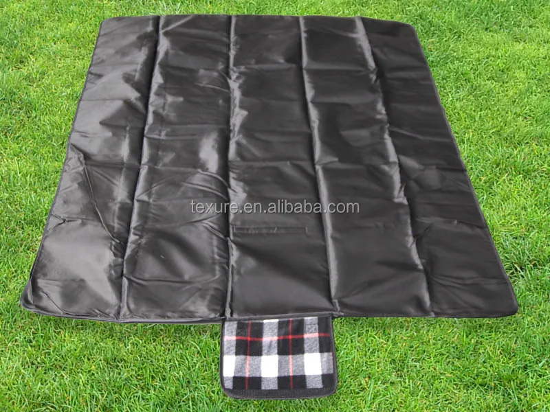 fold up outdoor blanket