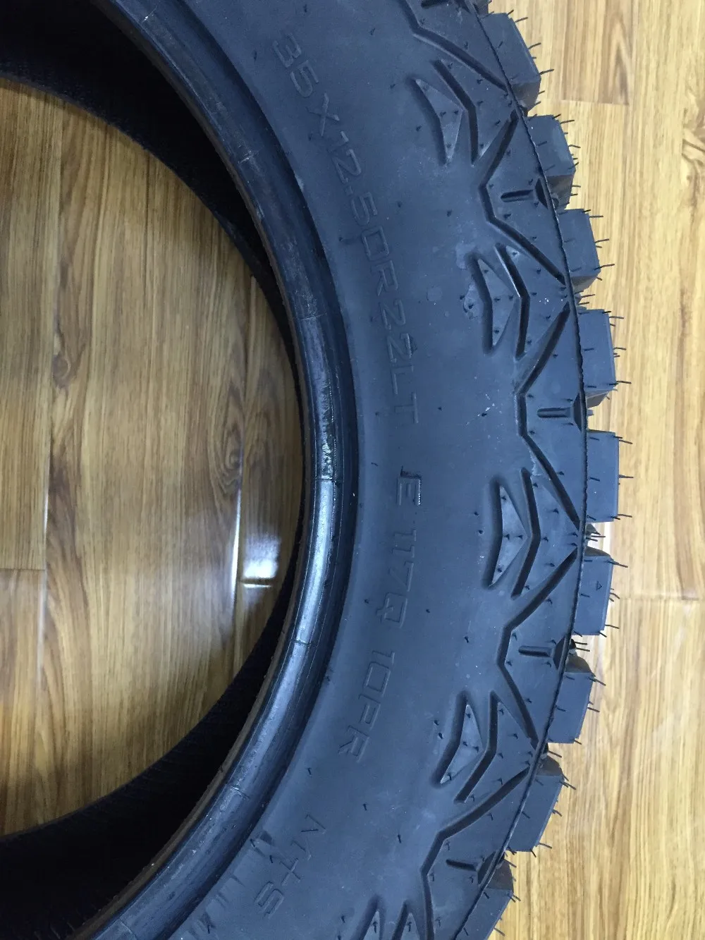 5 r17 子午线轻型履带轮胎 r17