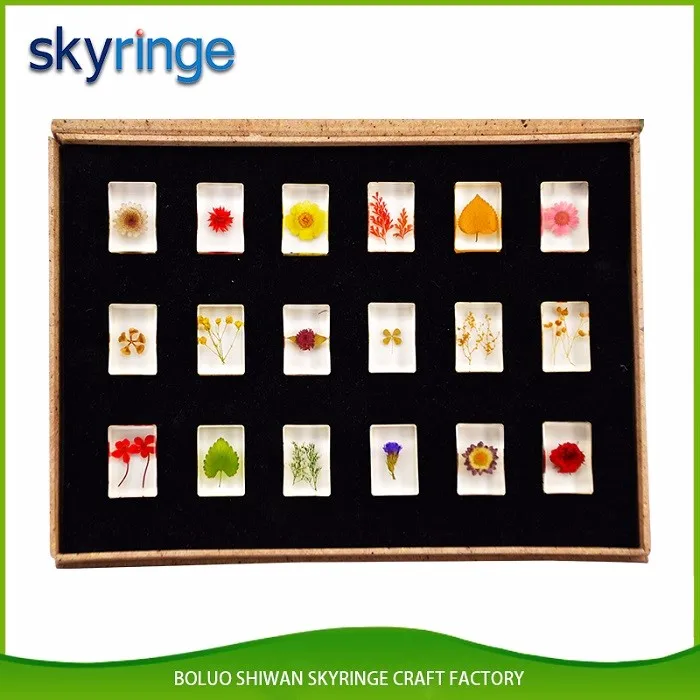 New Concept Folk Art Acrylic Engraved Cheap Roses Paper Weights Acrylic