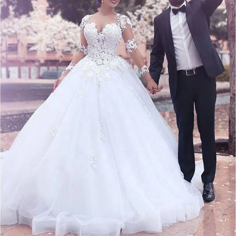 Latest White Luxury Lace Elegant Long Sleeves Ball Gown Wedding