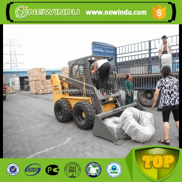 XT760 Skid Steer Loader.JPG