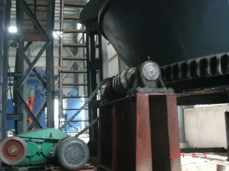 cinder discharging drive