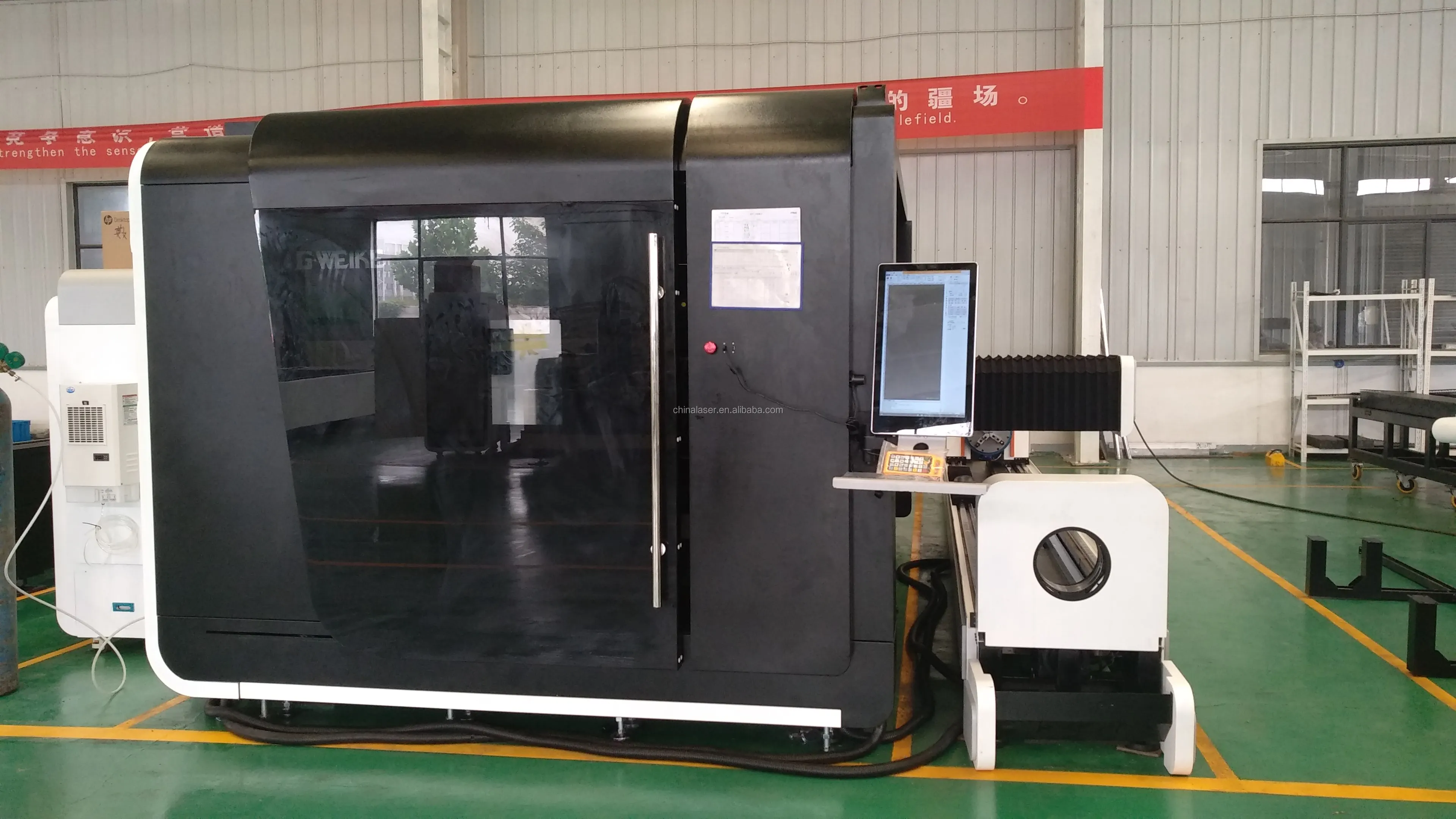 Fiber Laser Cutting Machine 3kw Cnc 3000w Lf3015gar Laser Tube Laser