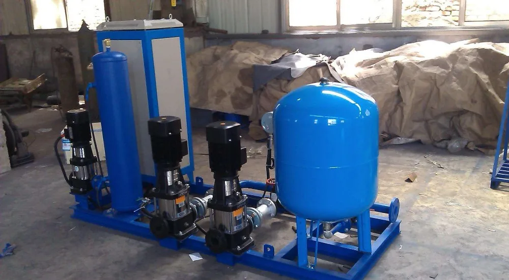 constant pressure water supply device improving heat