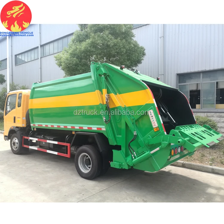 RHD HOWO garbage truck6.jpg
