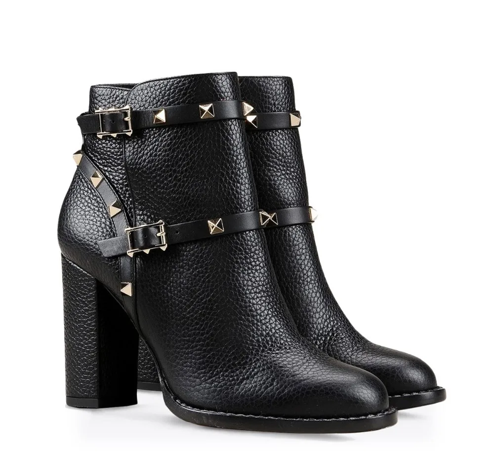 low heel snake boots