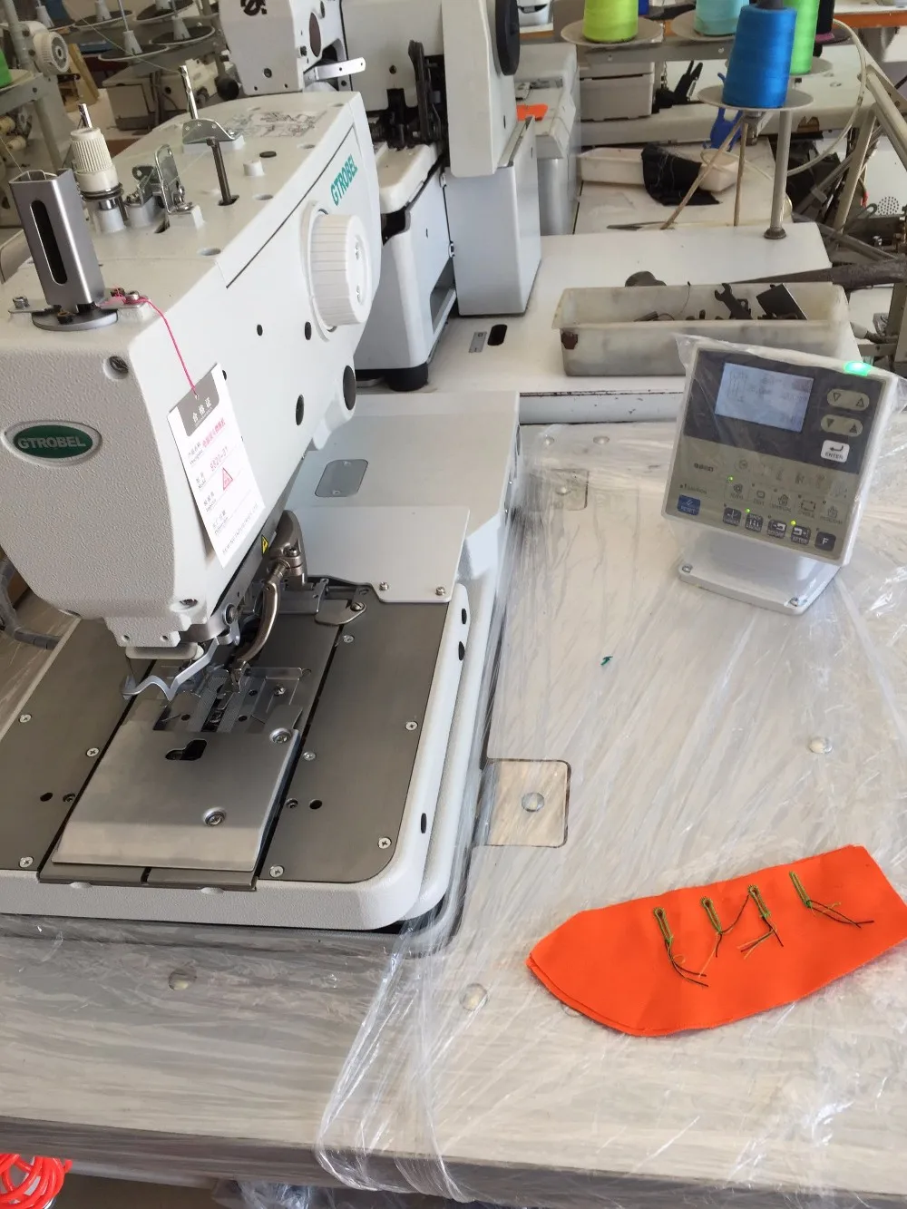 New Gtrobel Brand Gdb982001 Industrial Computerized Eyelet Buttonhole