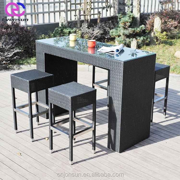 Customized Modern Rattan Wicker Bar Tall Table And Chairs Set