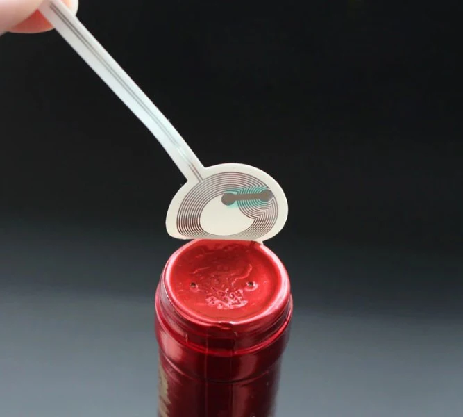 Tamper Proof NFC Wine Bottle Rfid Tag One Time Disposable Tag 