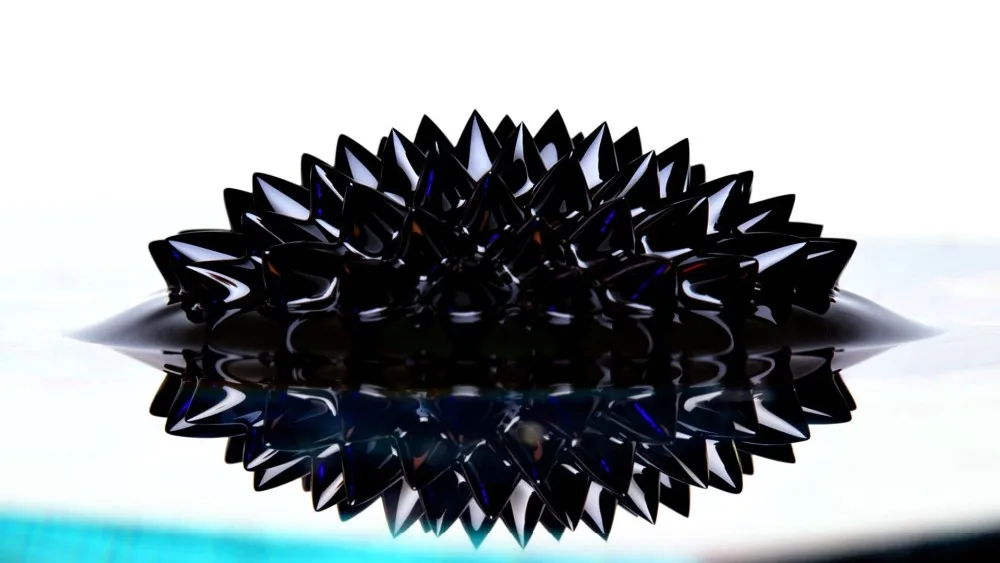 创意礼品黑色铁流体磁性瓶 - buy ferrofluid magnetic bottle,black 