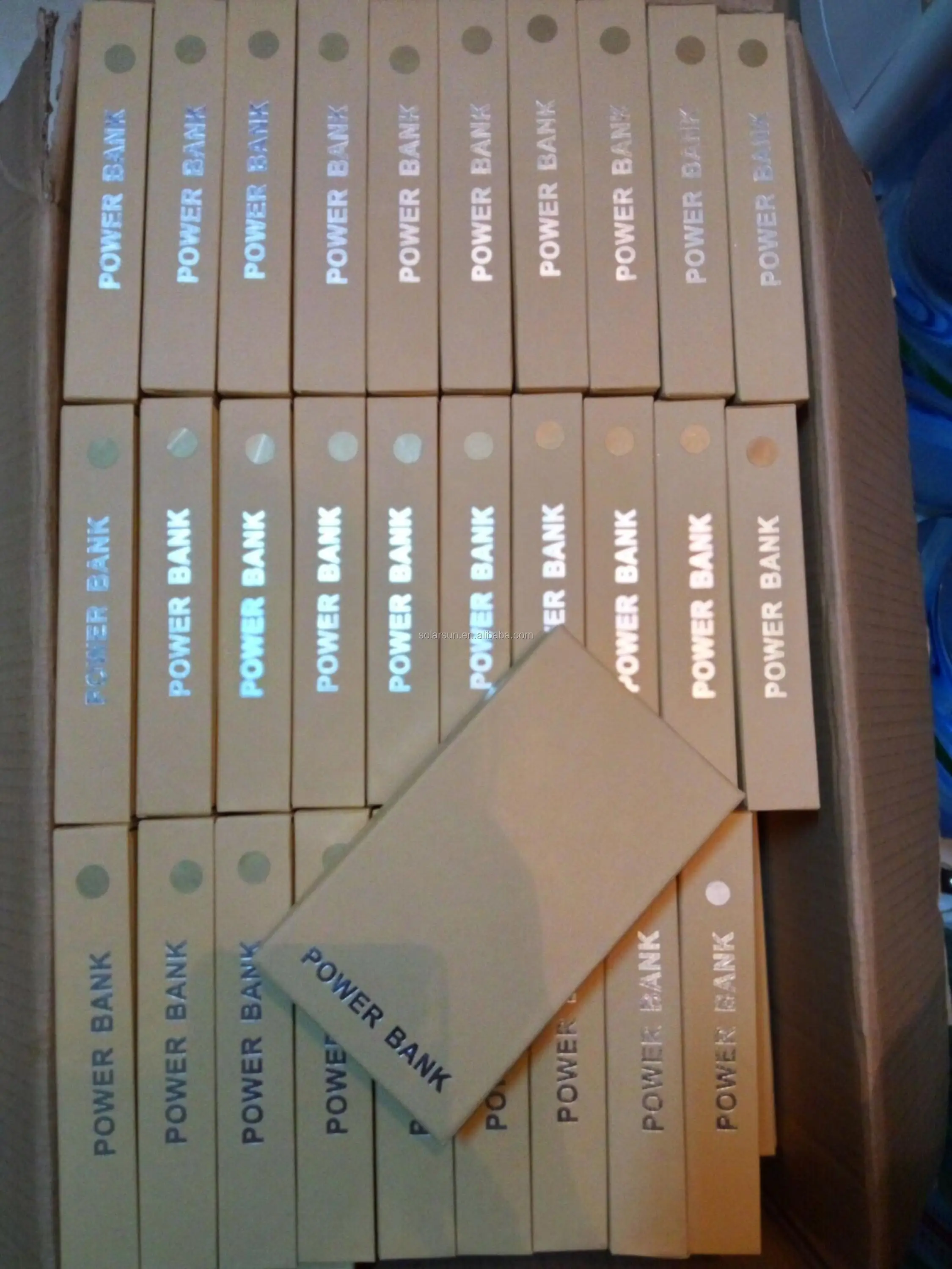 Solar Charger Flashlight Radio Backup Battery power Lighting Play Charger for phone with SOS function