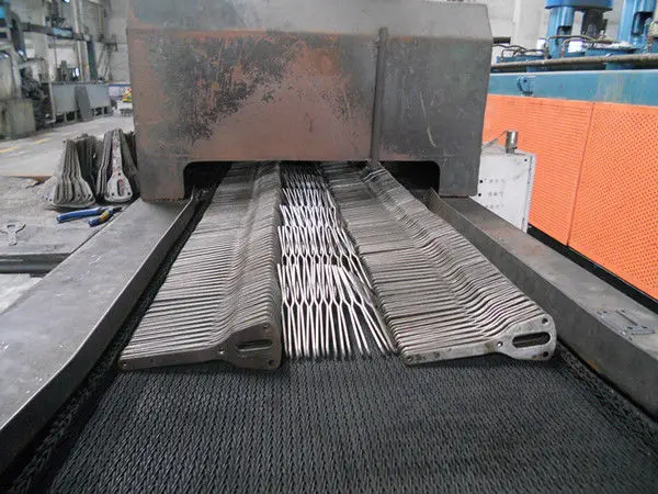 连续螺丝热处理机