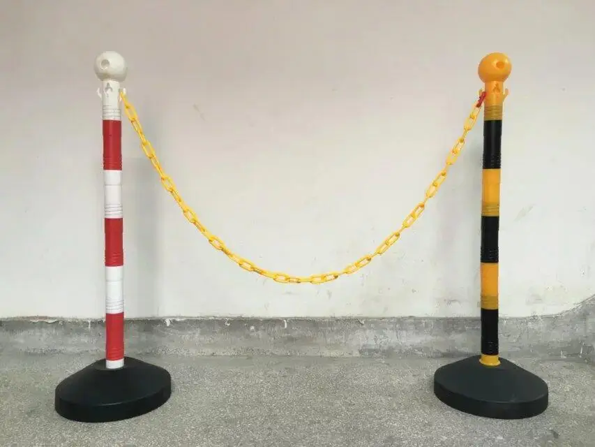 Water Sand Filled Crowd Control Rope Barrier Plastic Pole Barrier Traffic Plastic Stanchion