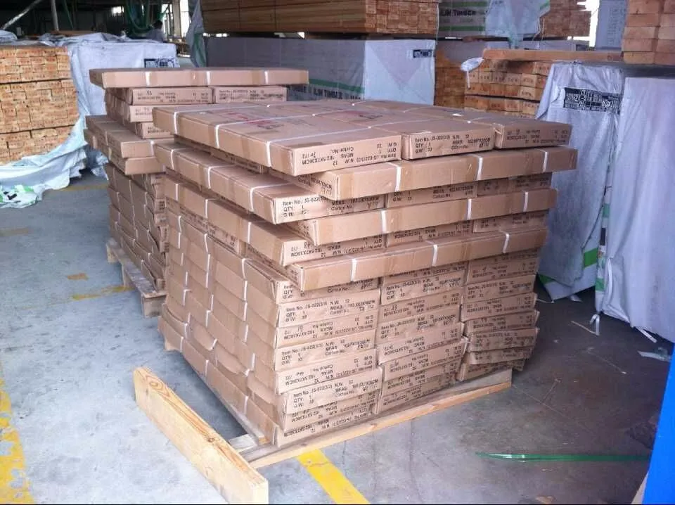 high quality outdoor foldable customized wooden square