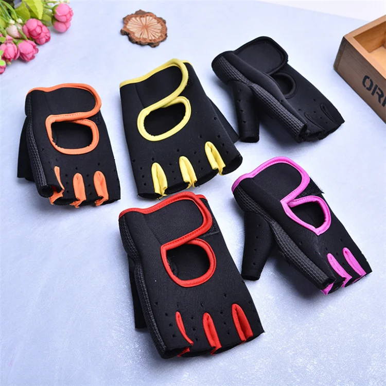 Custom OEM Neoprene Anti Slipping Weightlifting Crossfit Gym Fitness Gloves.png