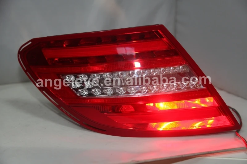 LED Tail Lamp For Mercedes-Benz C-Class W204 C180 C200 c260 C300 C63 2012-2013 year Red White Color CN