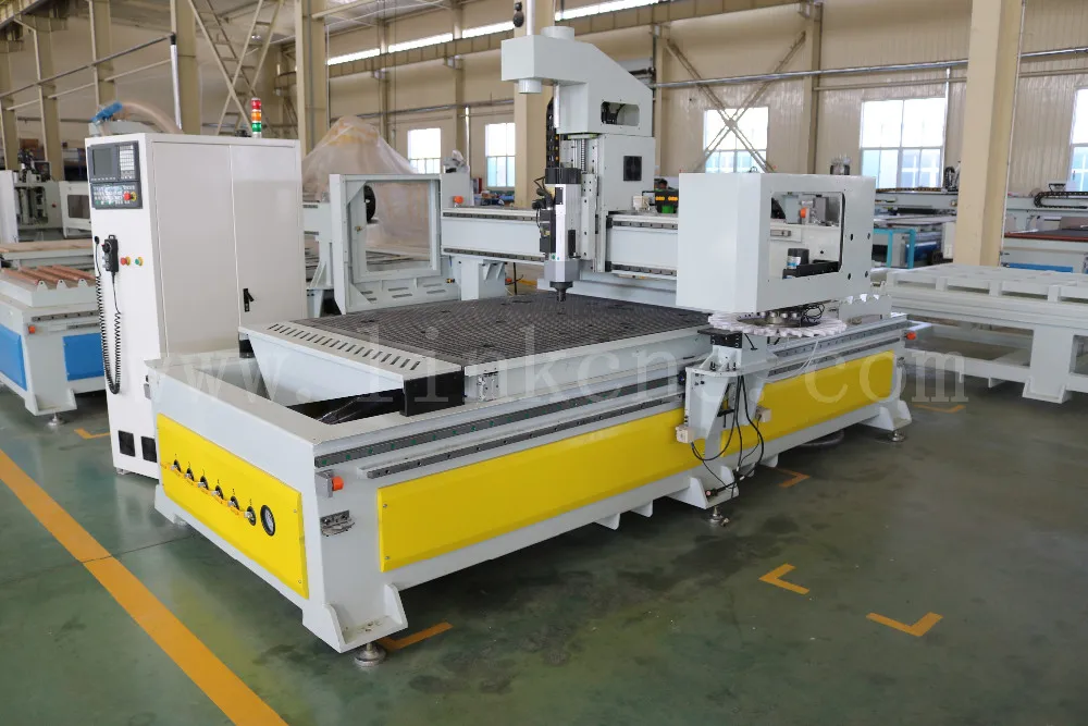 1300*2500mm size large cnc router machine cnc router wood engraver machine cnc router with auto tool changer