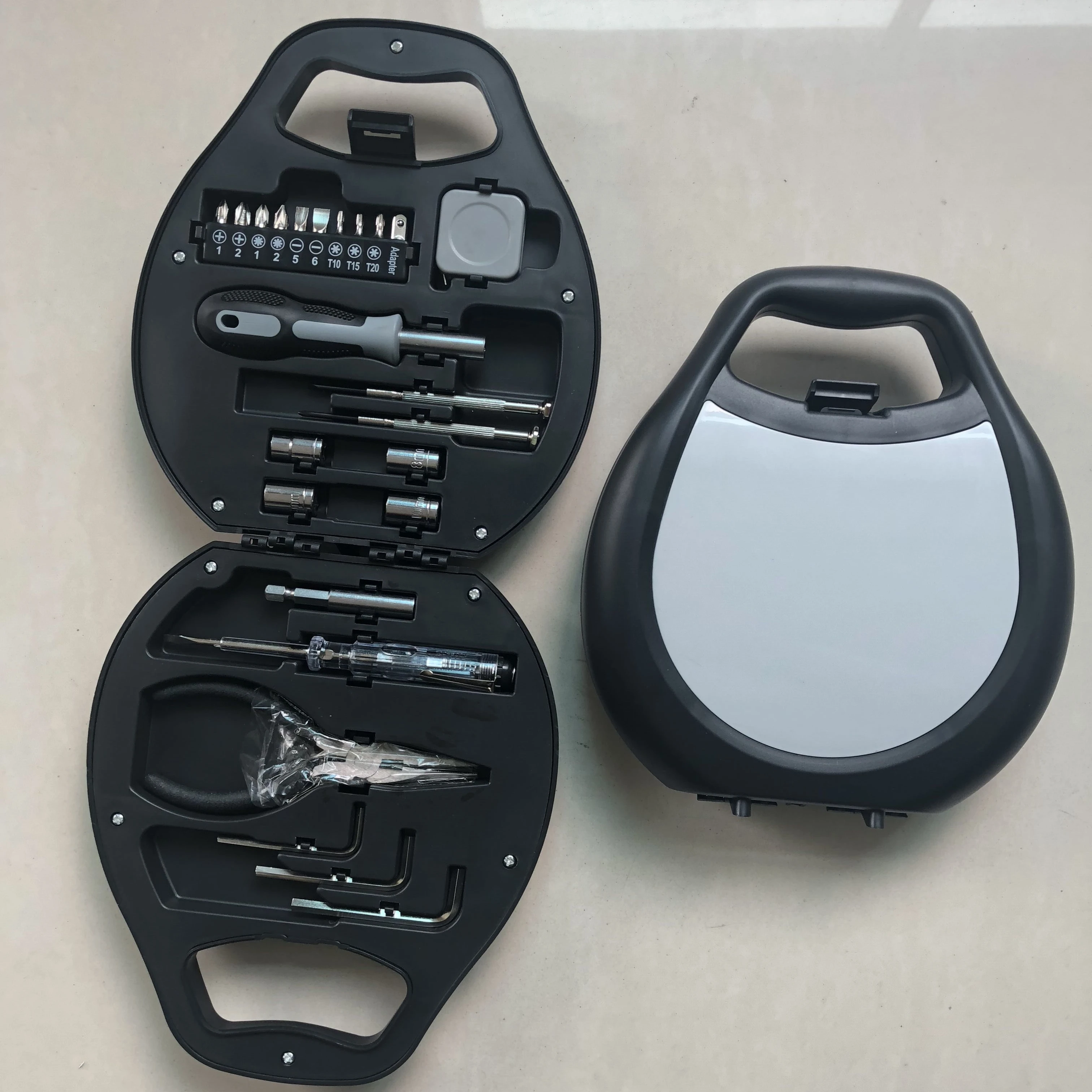 
24 Piece Hand Hold Tool Set 