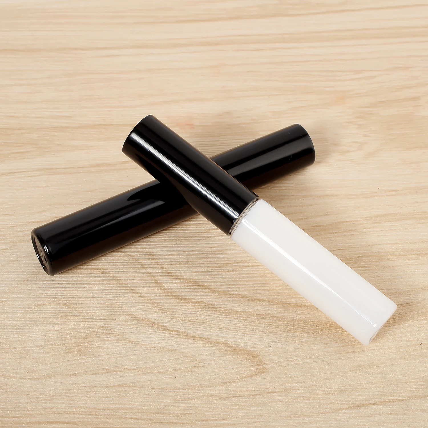 2019 wholesale clear black white eyelash glue 5ml eyelashes