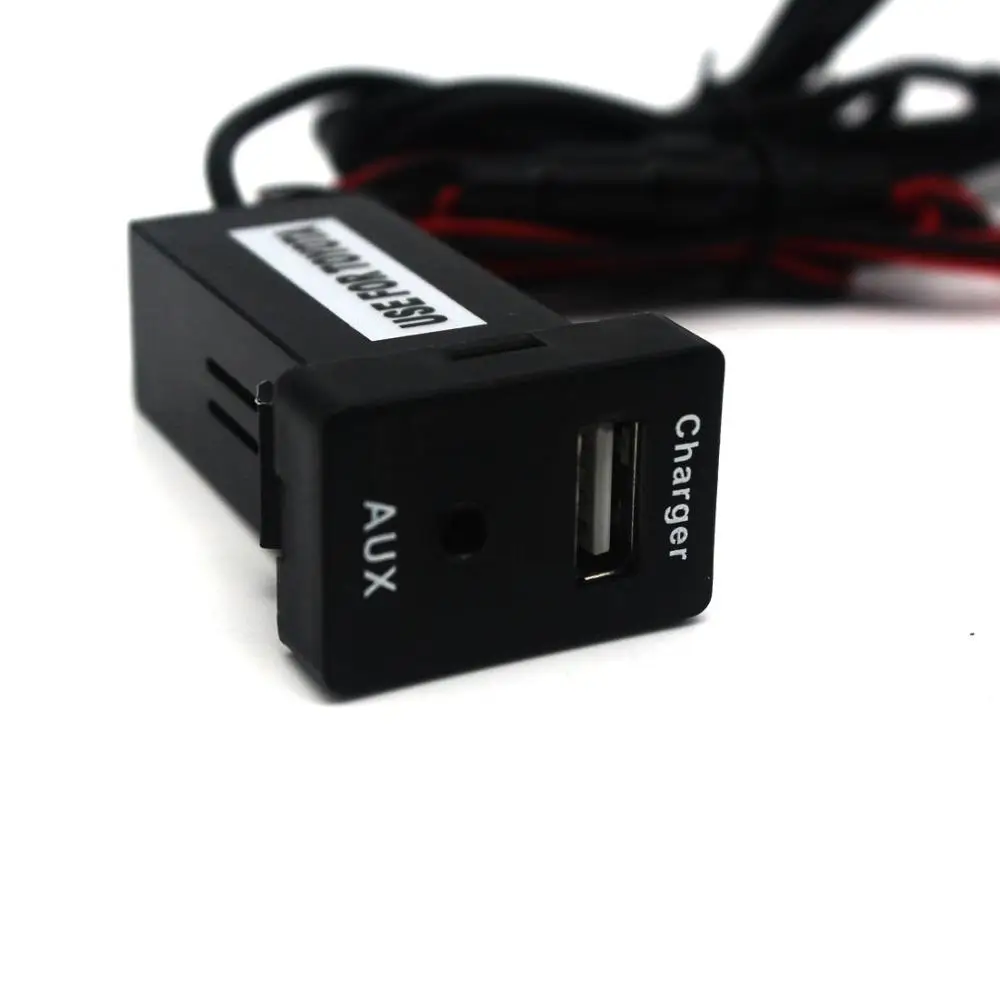 For Toyota Revo Usb Port Car Charger With 3.5mm Aux Socket Motong Car