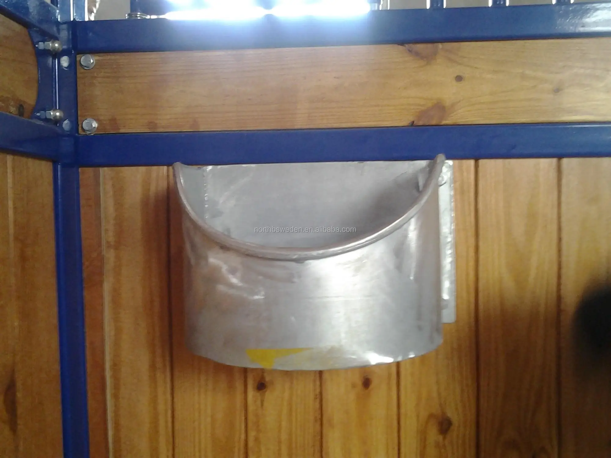 Metal Feed Bins For Horse Stable Buy Feed Bins,Horse Stable,Livestock