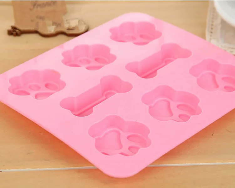 Bpa Free Wholesale Paw Print Dog Bone Shape Silicone Ice Cube Tray