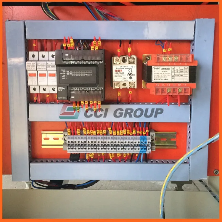 1.upvc door making machine