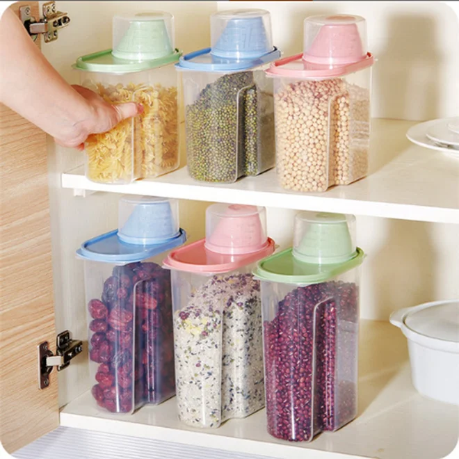 2.5L 84oz Wholesale plastic Food storage BPA FREE Cereal Rice kitchen containers with Pour Spout Jug