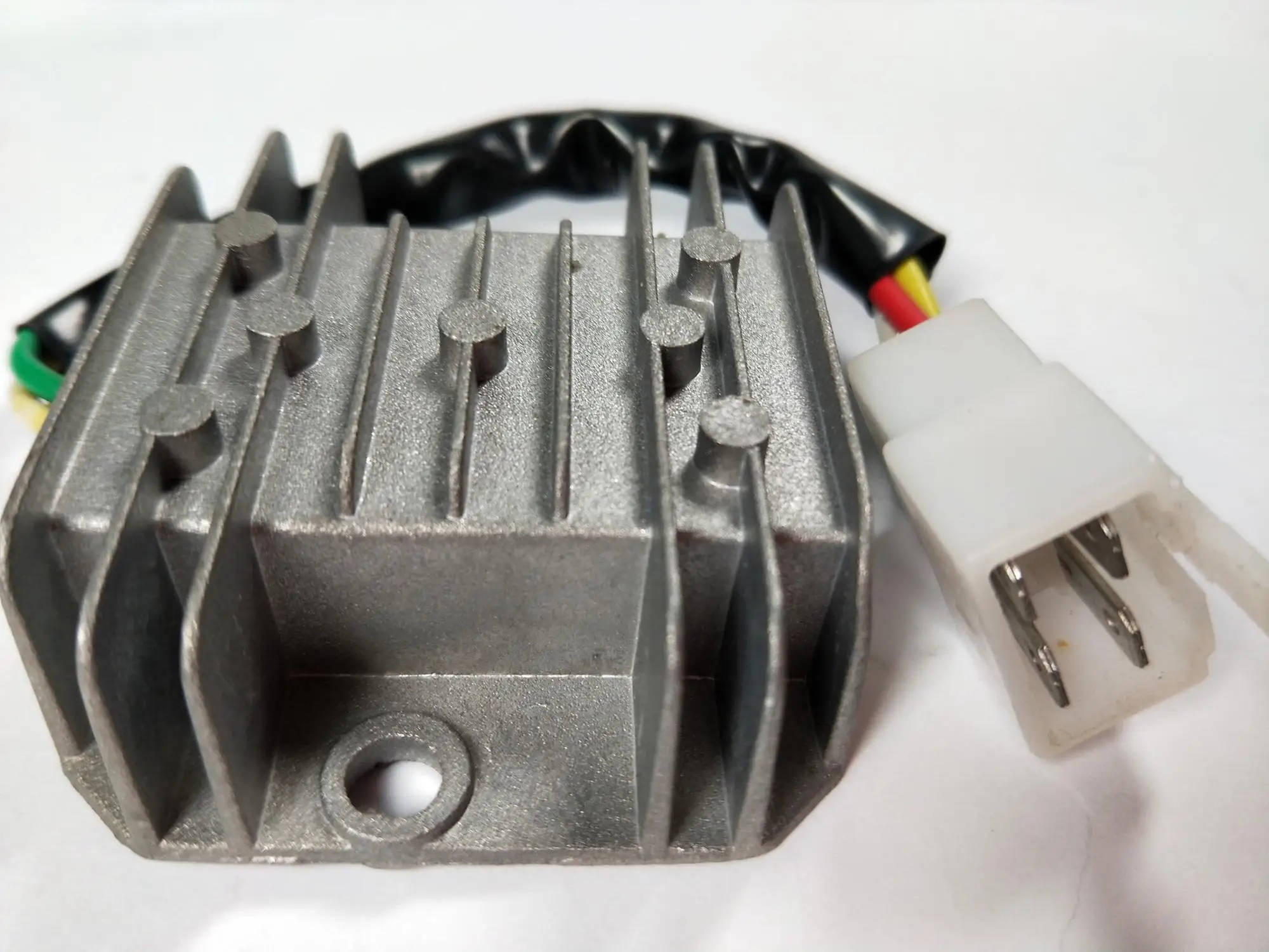 GY6 motorcycle voltage regulator rectifier 12v scooter voltage regulator rectifier