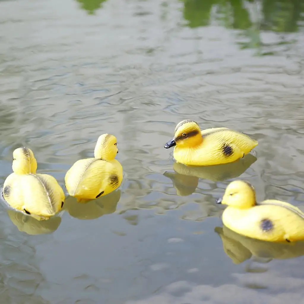 Homyl 4 Pieces Baby Duckings Floating Decoy Ducks Mallard Plastic Ornament Pond