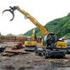Rotating wood loader loading 1000kgs timber