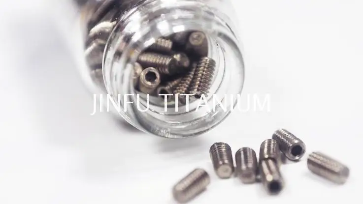 set screw with soft tip