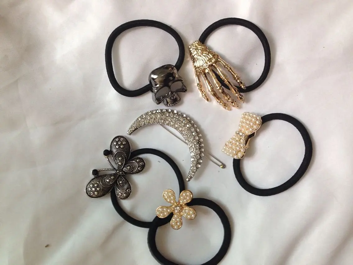 black and gold hair accessories