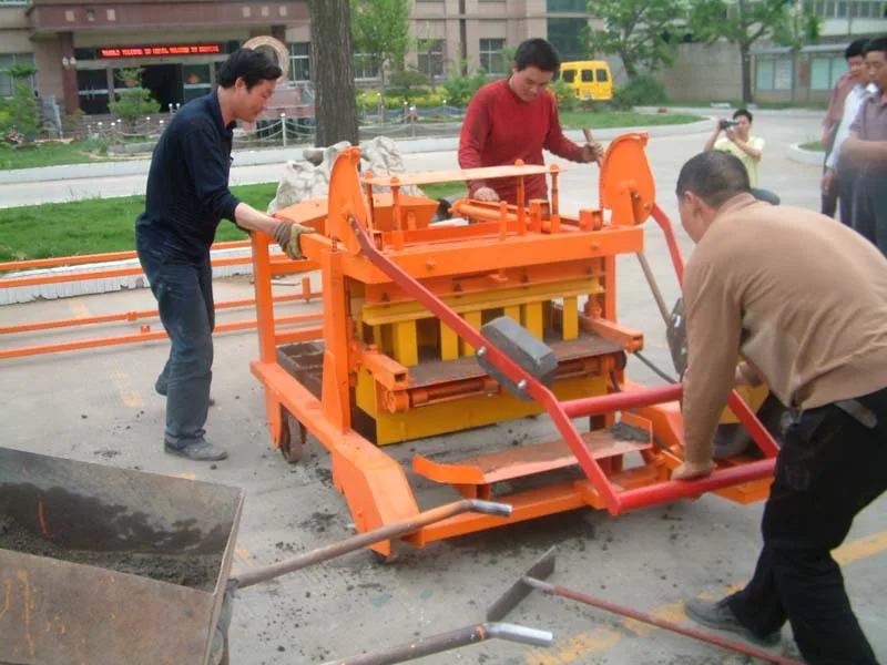 Qm4-45 Diesel Portable Concrete Block Making Machine,Mobile Brick ...