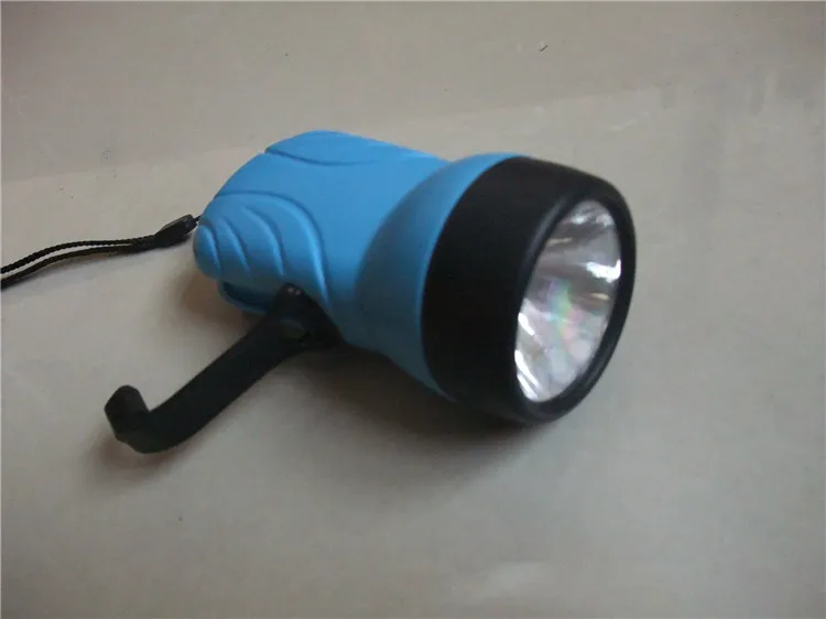 Outdoor Emergency Use 0.5w Hand Crank Generator Flashlight Torch Buy Cool Led Flashlights