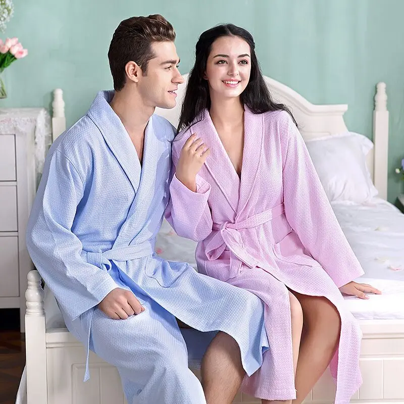 Пижамы и халаты