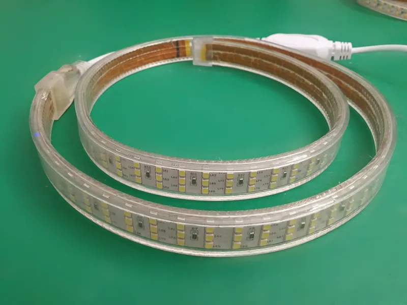 最新產品高流明良好的亮度 220 v led 燈條 2835 smd led 條紋防水