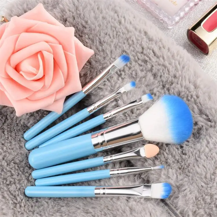 powder brush.jpg