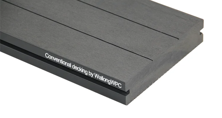 Long service lifetime boat decking floor for yacht