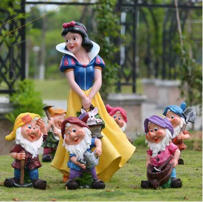 statue of snow white