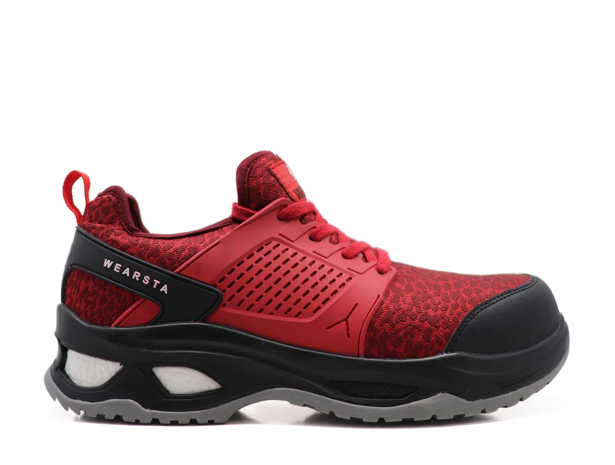 wide fitting safety shoes