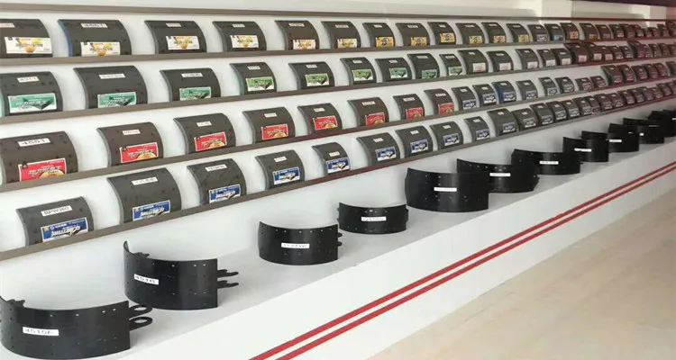 brake shoe and liner.jpg