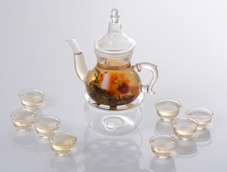 glass-teapot-with-cups.jpg