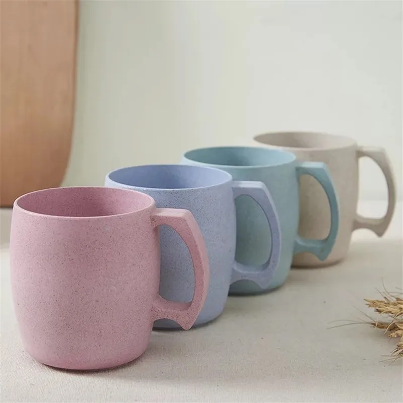 Plastic coffee water cup 