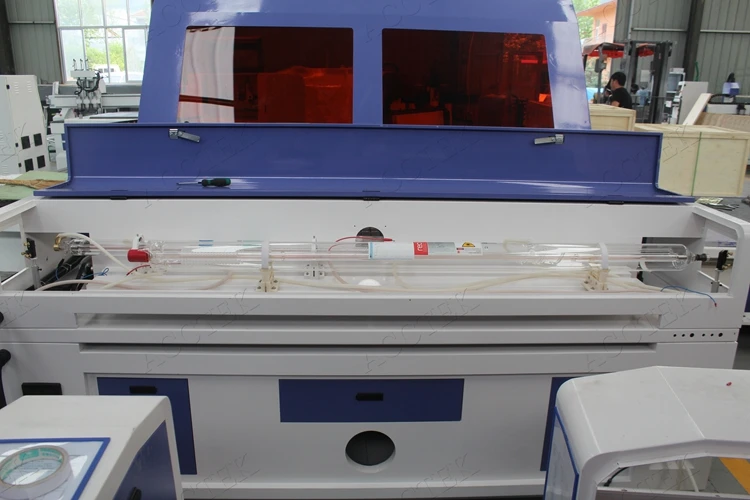 laser machine1.jpg