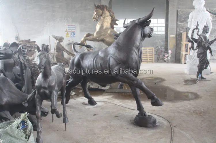 KUPR Objets de décoration Sculptures et Statues de Jardin Plein de Forte Oscillation de Taureau en Bronze Sculpture animalière Taureau 