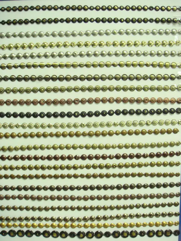 sofa nail stripe2.jpg