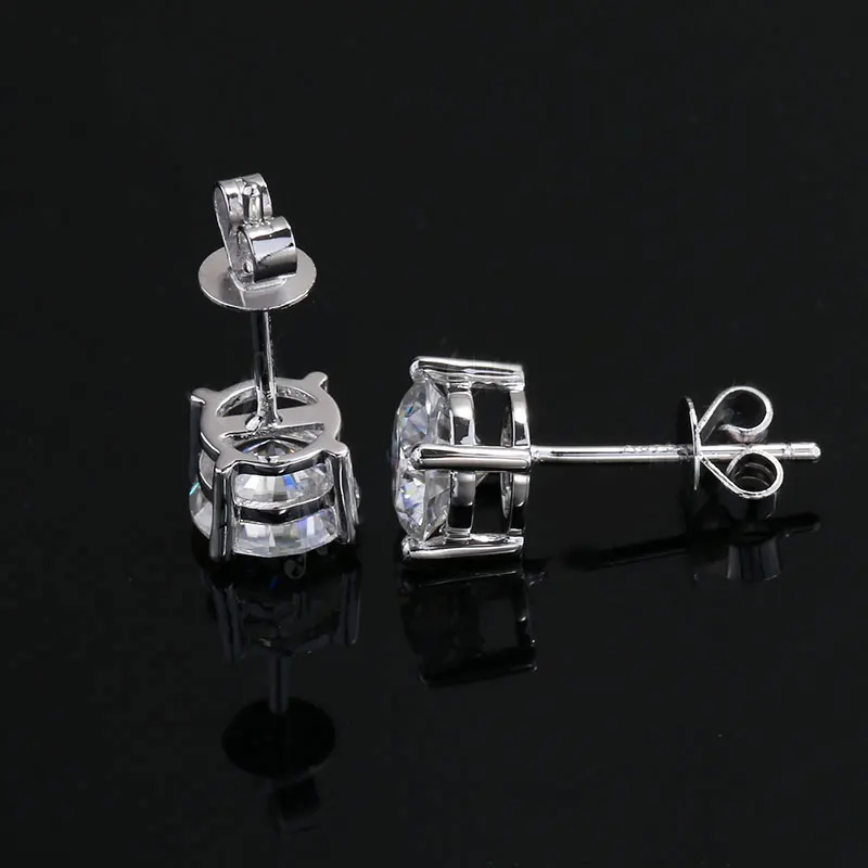 Fashion 4 Claws 1ct 14 Carat Solid Gold Stud Moissanite Earrings